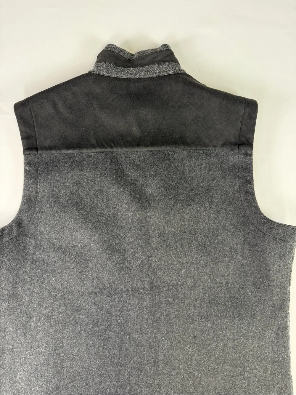 Johnston & Murphy Men's Quilted Charcoal Gray Zip Vest - Classy professional XL